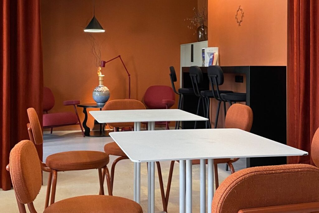 Comment intégrer du mobilier design dans un petit espace
